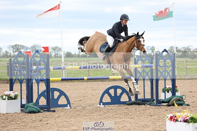 240419A-120947-07067 - Cls 6, 2 Star Medium Tour 1.35m