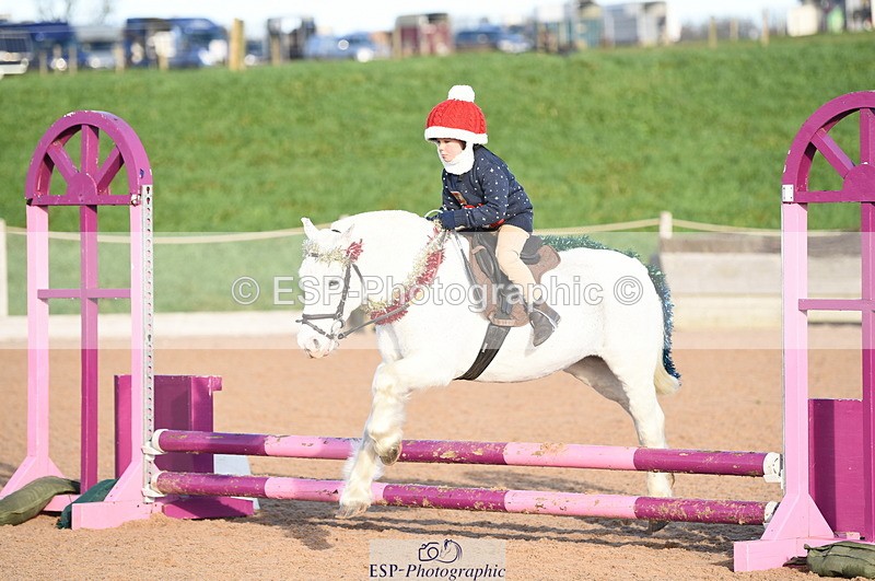 231202A-122658-01461 - Pairs