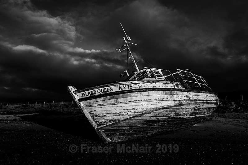 Island Queen 6502 bw - Black & White