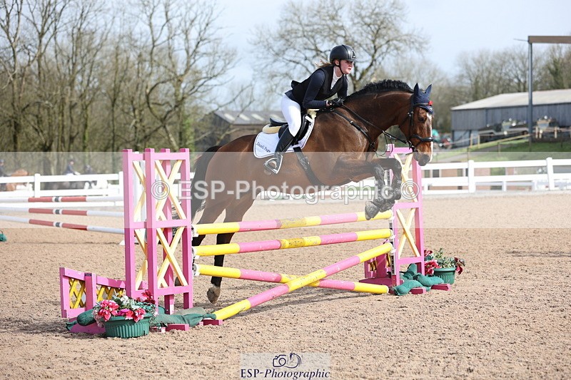 240406A-105311-02900 - Cls 20 British Novice and 90cm Open