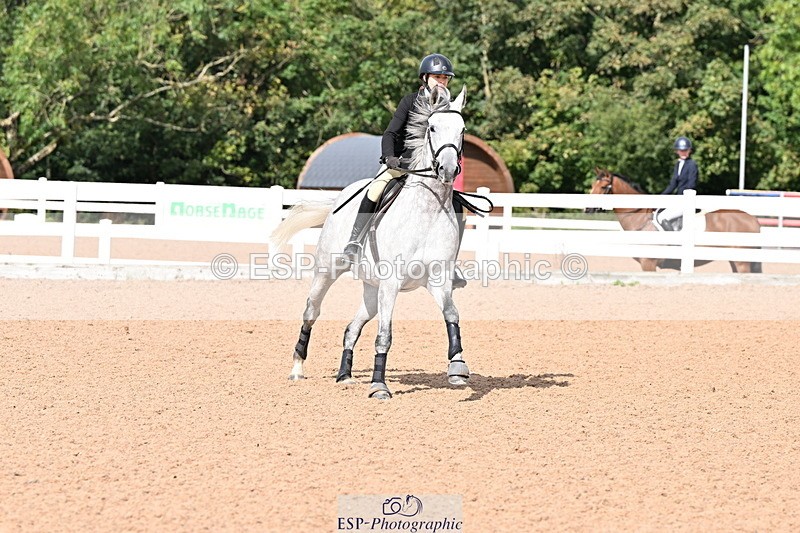 240912A-142506-01969 - Cls 12 1.05m Amateur Qualifier