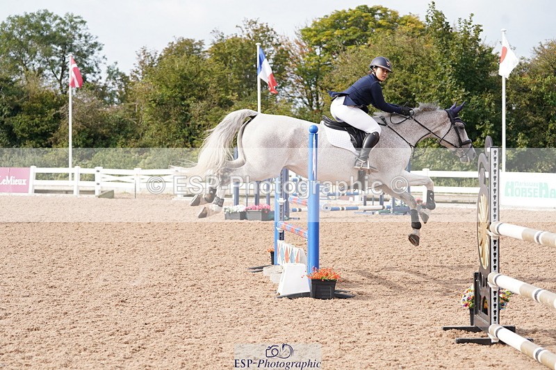 240915A-101522-09012 - Cls 32 Snr Discovery and 1m Open