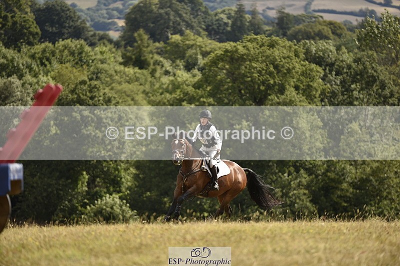 250802A-104434-01173 - B-057-Emma.Ergatoudis-MINERVA.VAN.DE.KOOLDRIES