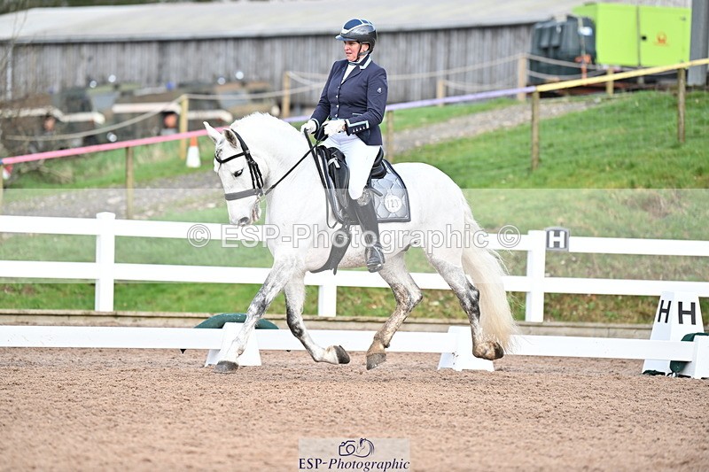 240218A-130722-07536 - 120-PAULA.LEE-Deseado.Santo