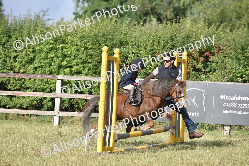 20250831-0251 - Class 6 - Minimus Jumping 30cm