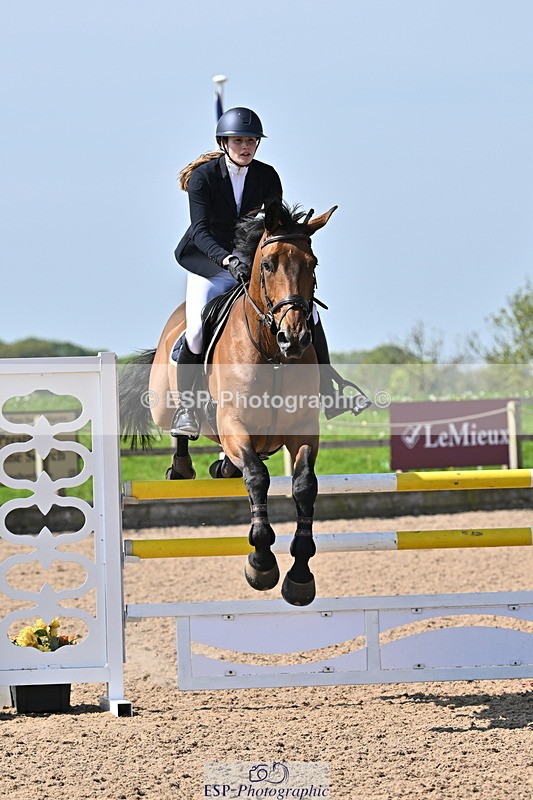 240509A-104941-01003 - Cls 8 Foxhunter