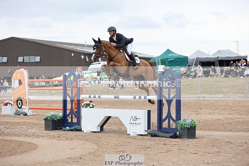 250719-173830-17389 - Cls 7, 3 Star Big Tour Break to End