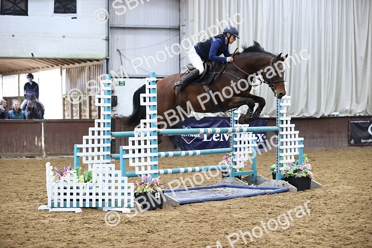 SBM_007296 - Class 19 - Senior Newcomers 1.10m