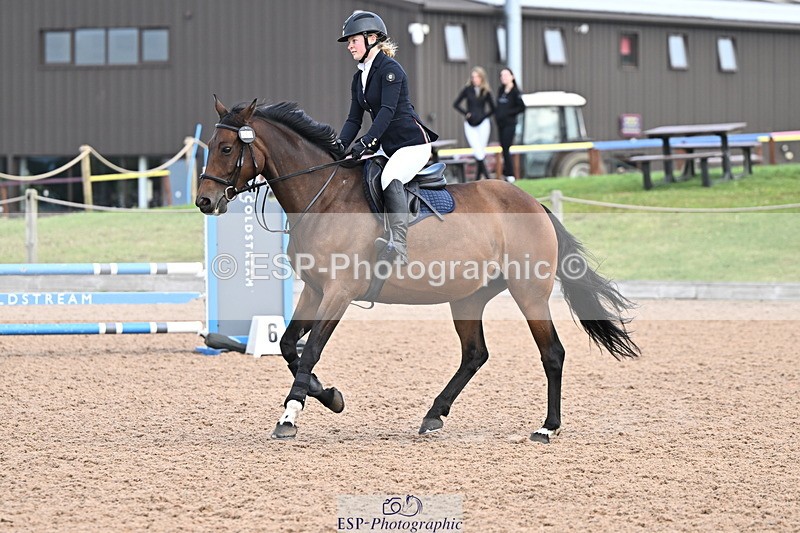 240828A-100748-00013 - Cls 1 Snr British Novice and 90cm Open