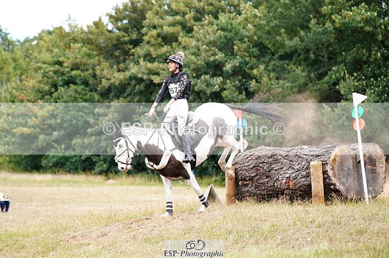 250802A-143946-05465 - F-257-Sophie.Clay-ACE