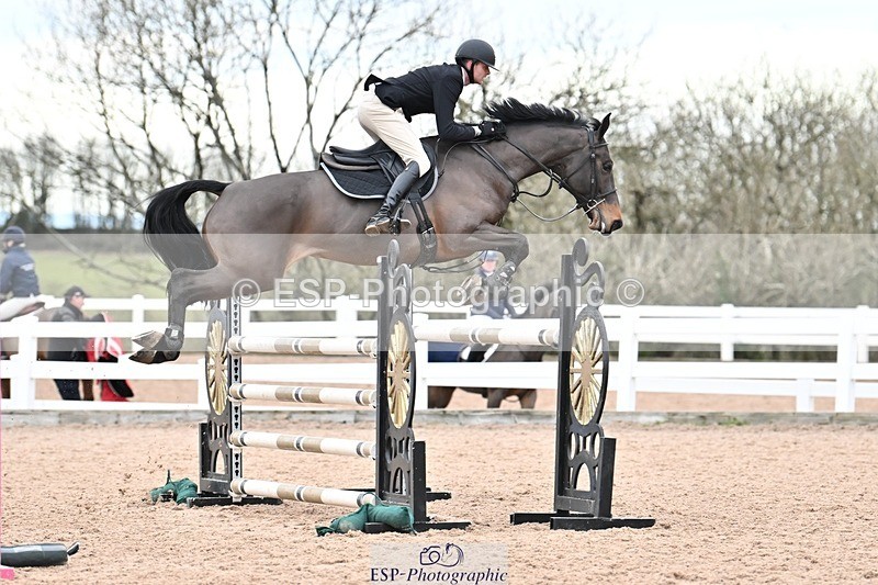 250112-142426-01619 - Cls 21 Foxhunter and 1.20m Open