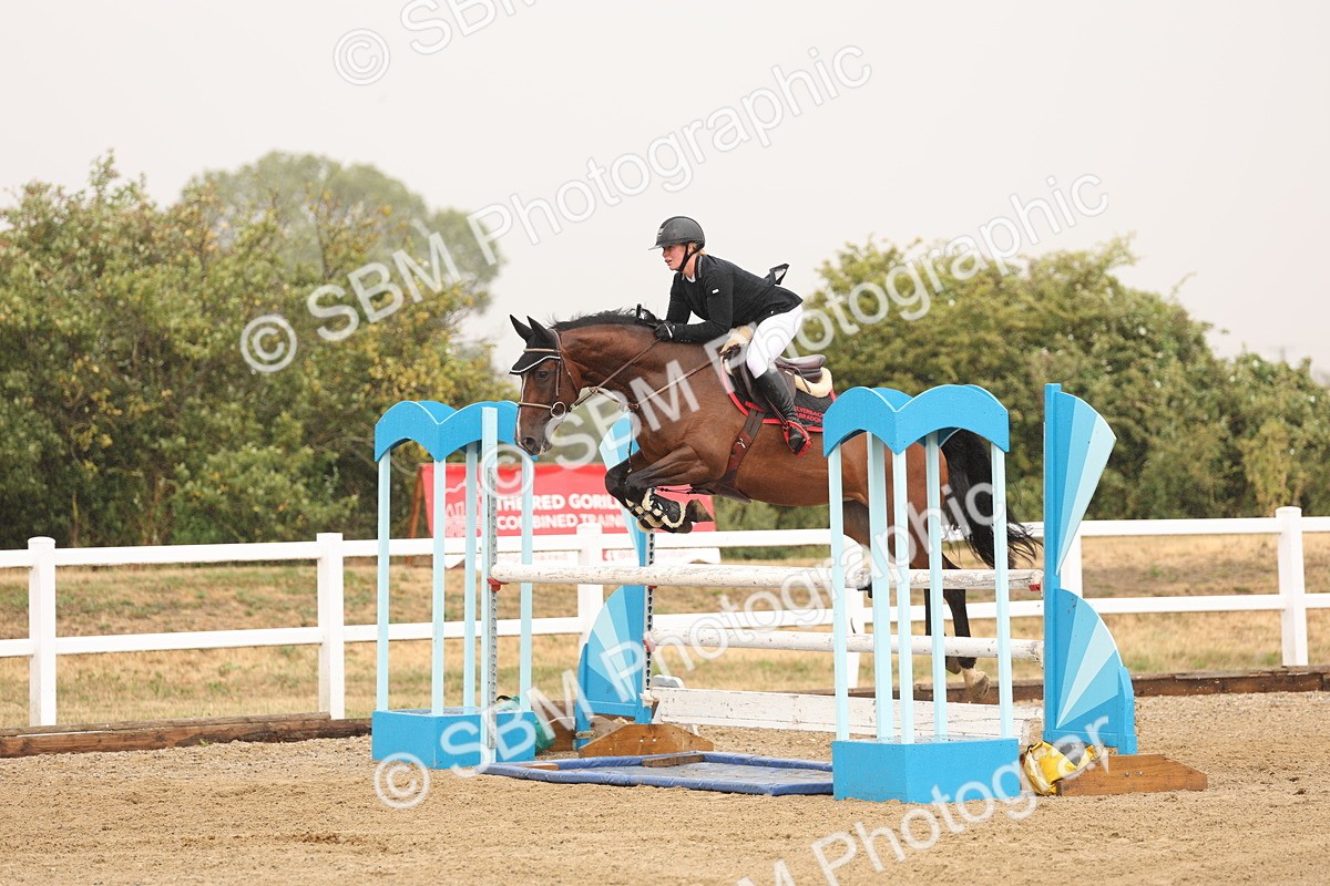 SBM_024192 - Class 6 - Senior Newcomers 1.10m