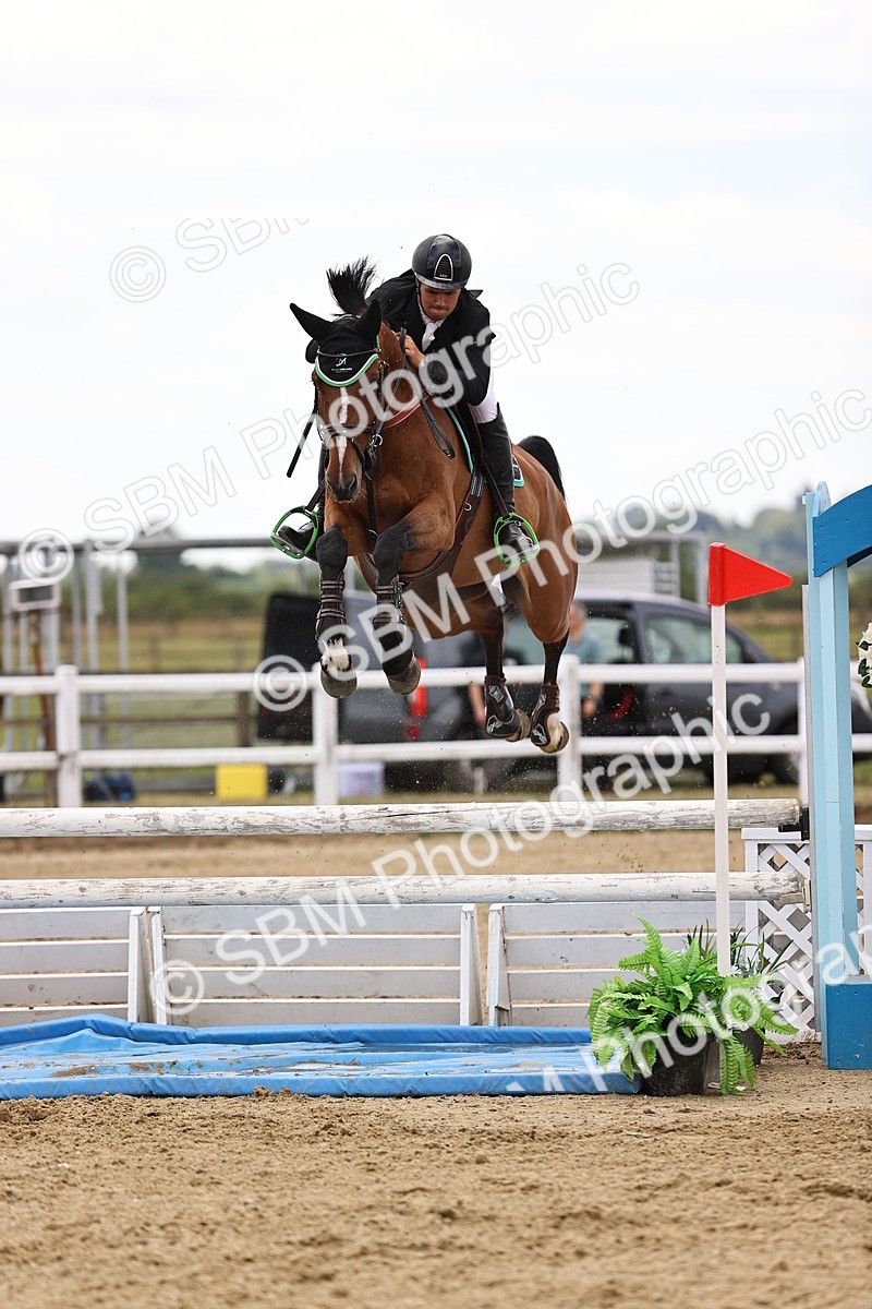 SBM_010711 - Class 9 - Senior Foxhunter - 1.20m Open