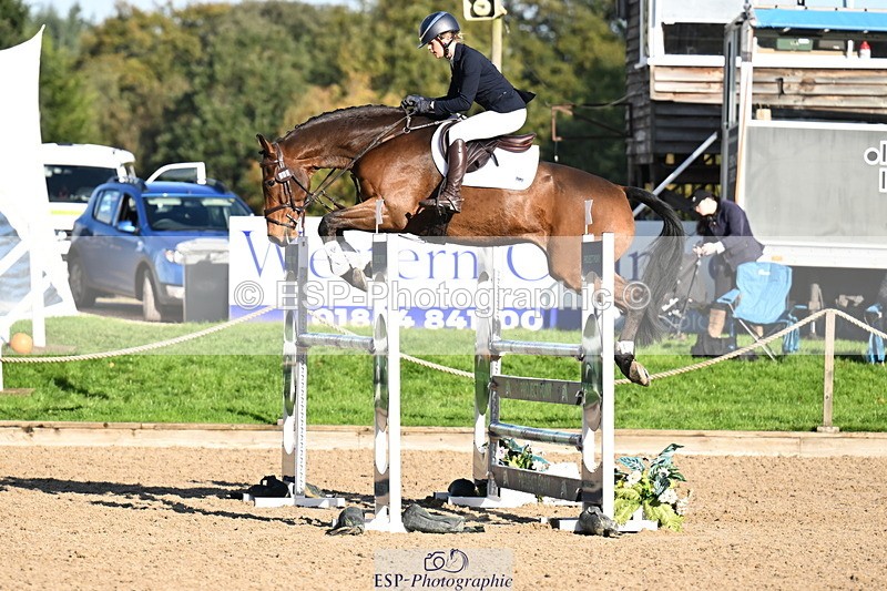 251024A-111726-06762 - B-166-Olivia.Fisher