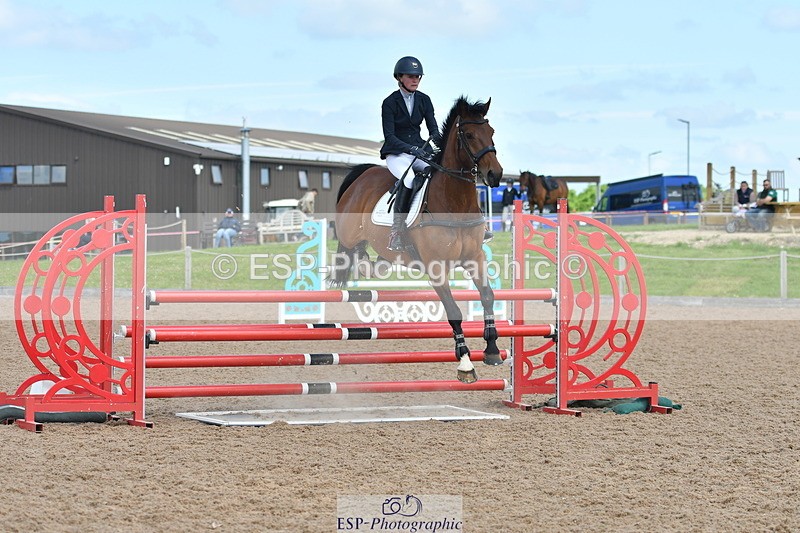 240609A-111054-04442 - Cls 17 Snr 1.05m Open