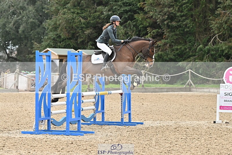 250321A-135359-01045 - Cls 5 British Novice and 90cm Open