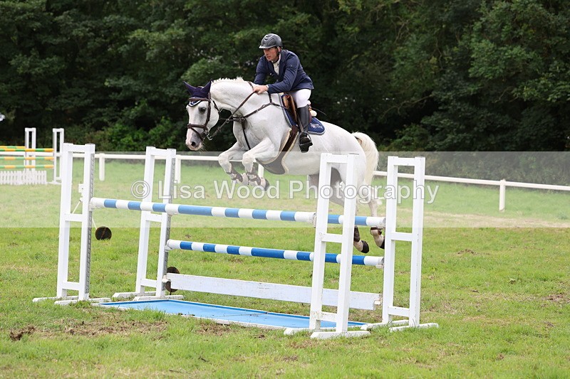 3E7A8359 - Class 8: Senior Foxhunter/1.20m open