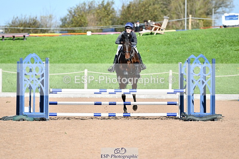 241026A-115803-01086 - SAT Cls 26+27 Club and Schools 90cm