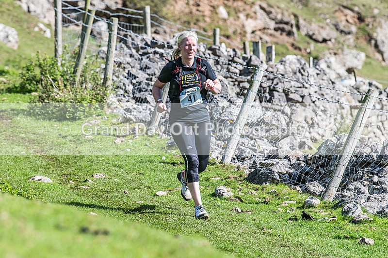 Ilam-1090 - Ilam Three Peaks Fell Race (Limestone Series) Sunday 28th September 2025