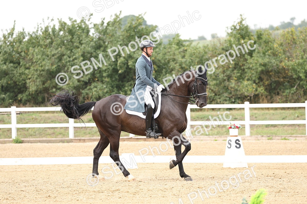 SBM_008339 - Class 10 - FEI INT I - 16.10-16.50