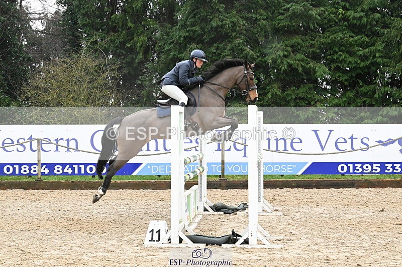 250215A-135009-01182 - Cls 4 Newcomers and 1.10m Open