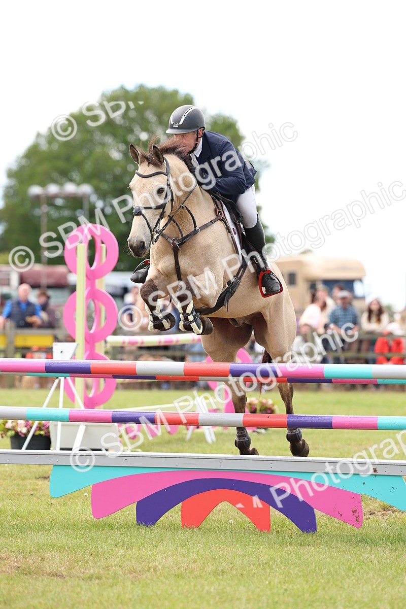 SBM_15720 - Class 207 - Senior 1.15m Open