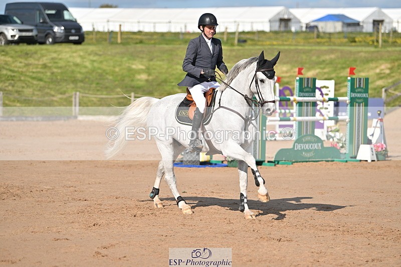 240420A-163813-12402 - Cls 11, 2 Star Big Tour 1.40m