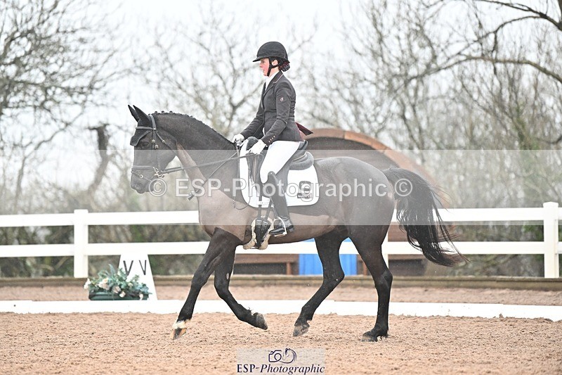 250215-134134-03914 - 191-Julia.Walker-Maygar.Tiki