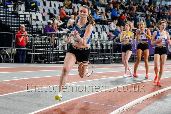 CombiMast25-914489 - Track Female Set One