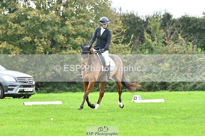 241024-133750-04167 - 328-Zara.Head-FOURFIELDS.LOVEHEART