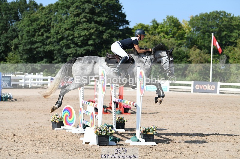 250725-100037-01277 - Cls 6 Snr British Novice and 90cm