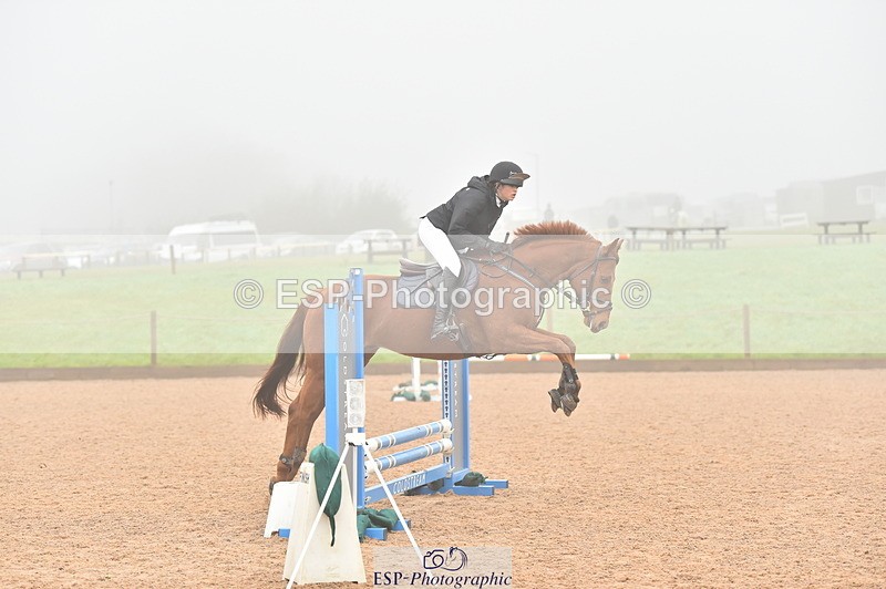 231118A-095218-00911 - Cls 18+19 Club and Schools 70cm