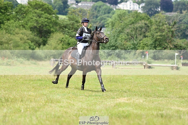 230625-114104-02484 - XC 90cm 11.00 to 12.00