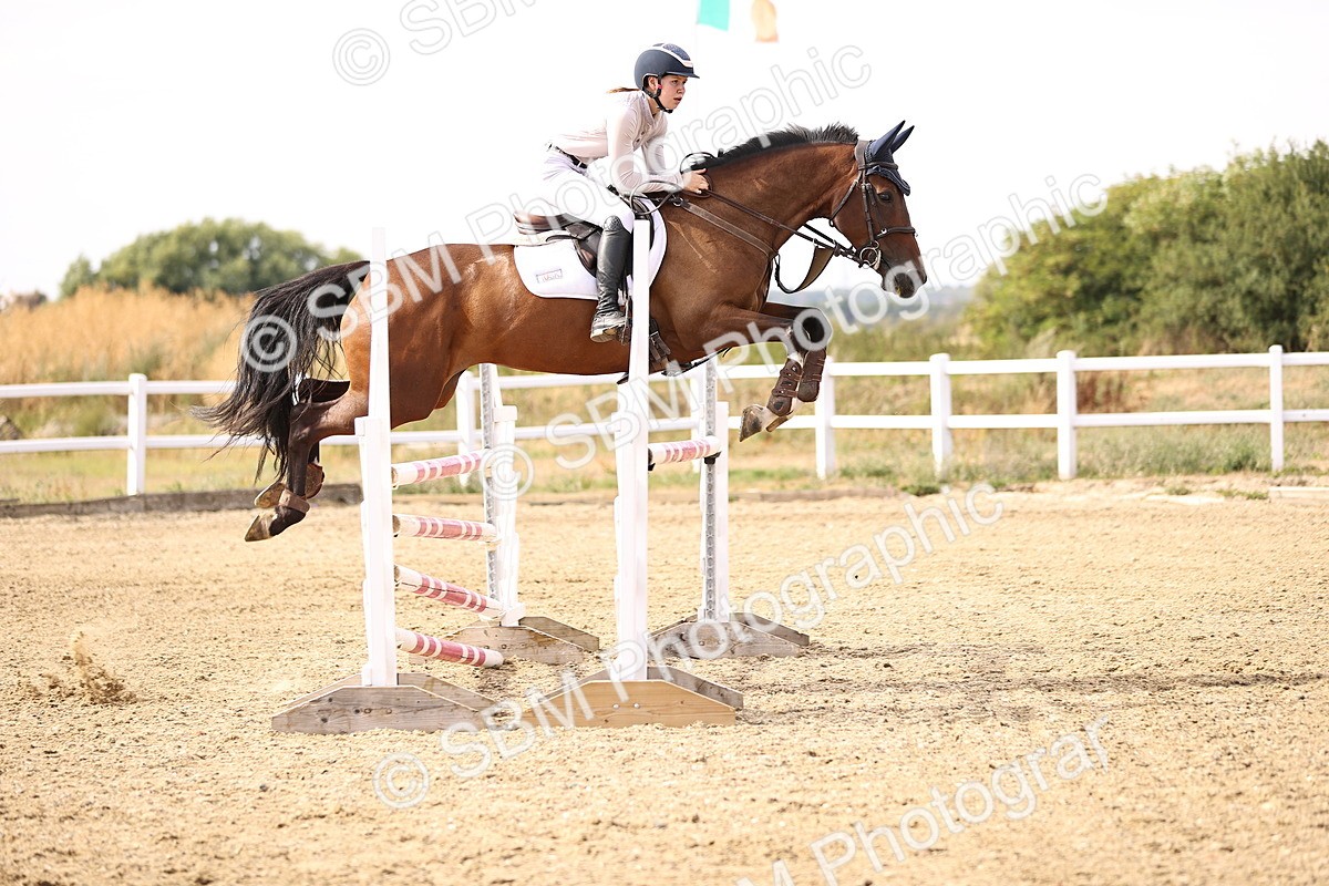 SBM_001645 - Class 6 - Senior Newcomers 1.10m