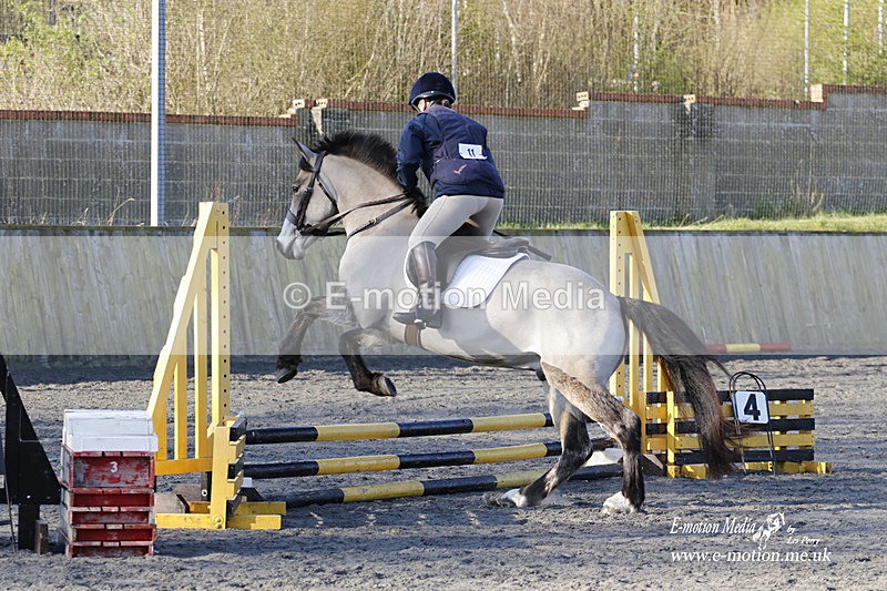 _EST0004 - Bourne Valley Riding Club Winter Showjumping 27/03/22