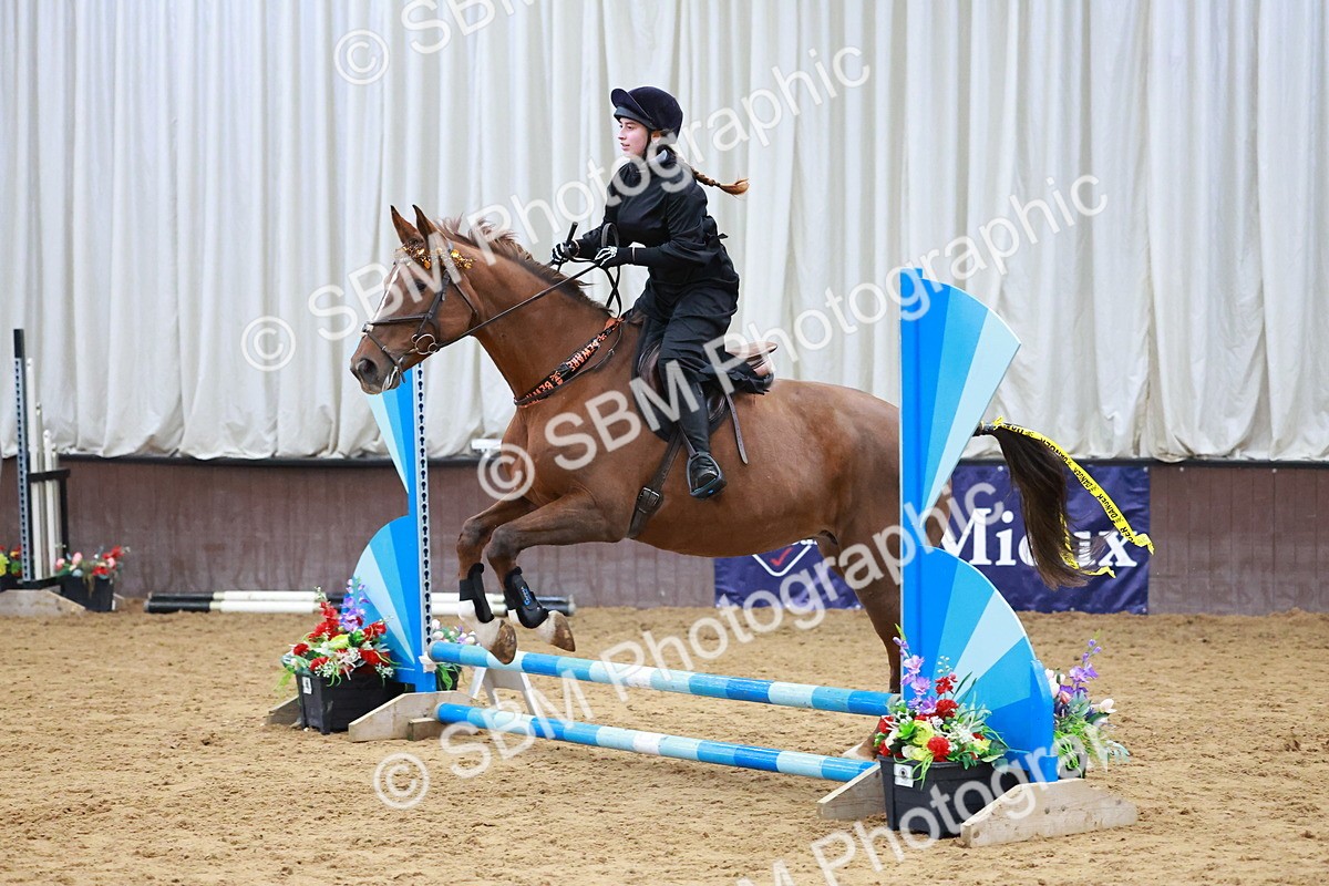 SBM_001763 - Class 3 - Horse & Hound (60cm)