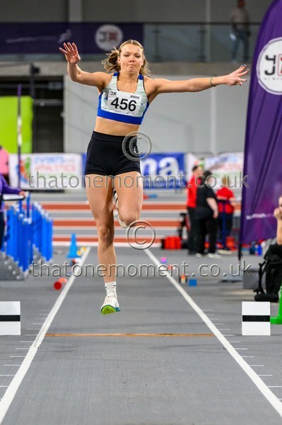 SenInd26-910588 - Field Female Set Two