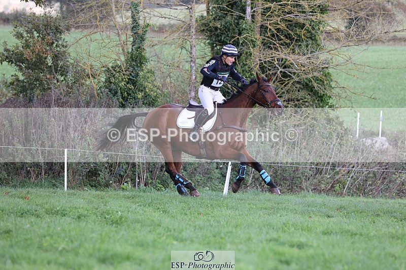 241025-122143-08030 - 127-Alexander.Bragg-STARSTRUCK.III