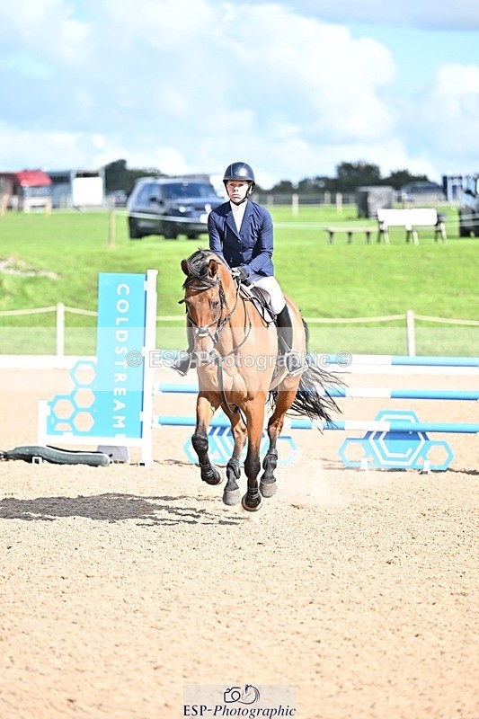 250924-120944-00189 - Cls 3 Snr 1.05m Open