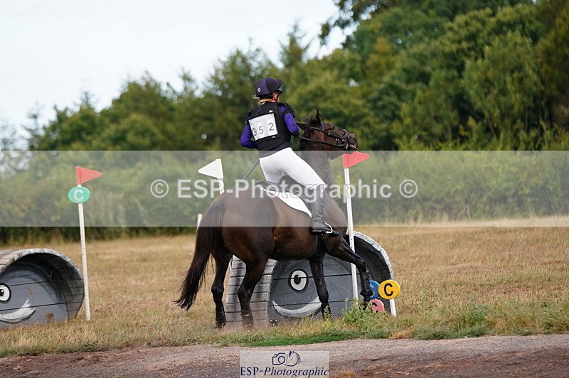 250802A-174504-08997 - H-352-Emma.Hurworth-STEREN.OF.AVALON