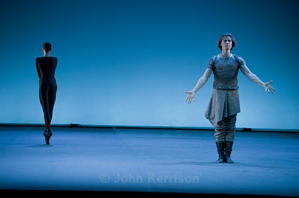  - Kenneth Greve and Daria Makhateli - The Swan Of Tuonela