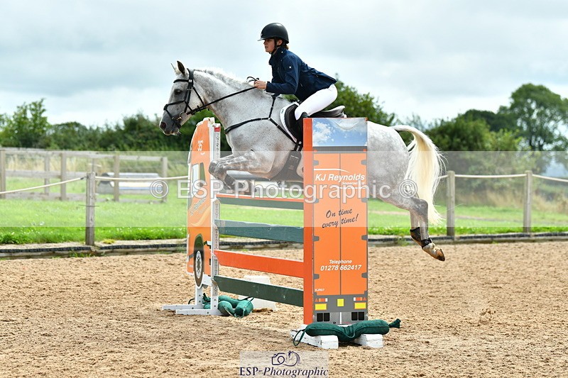 230805A-122822-00434 - Cls 3 Snr Foxhunter & 1.20m Open