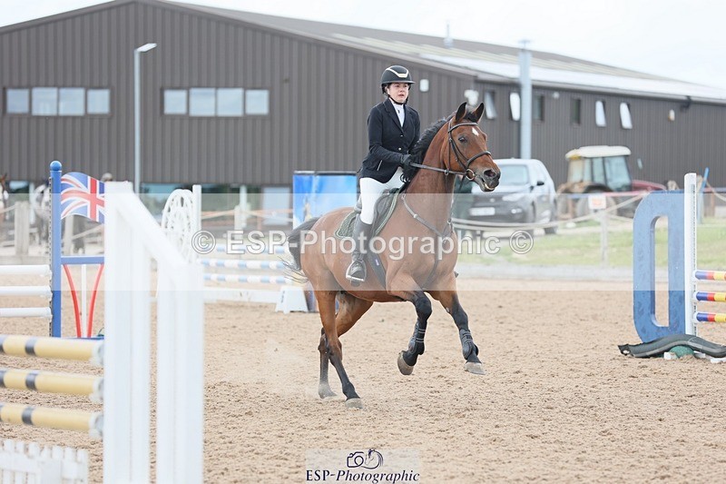 250525-153059-08909 - Cls 31 Snr 90cm Derby