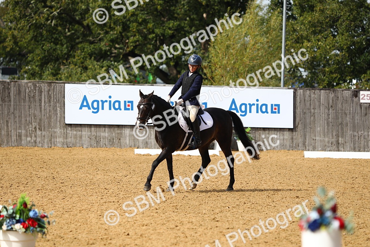 SBM_42688 - D21 - Junior Championship Intro 1