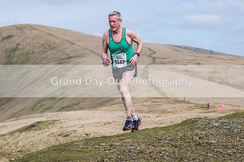 Arant haw-253 - Kendal Winter League Arant Haw Fell Races Sunday 2nd April 2023