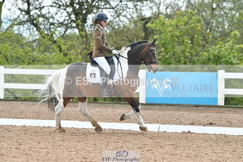 230511A-141148-00915 - BD Cls 11 Medium 75