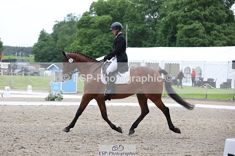 240523-173035-06156 - 324-COOMBELAND_SEMILLY-Rupert_Batting