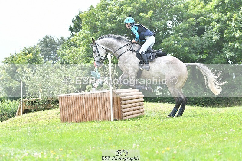 240803-134221-06962 - 205-Jessica_Thomas-QUALITY_STEP_ON