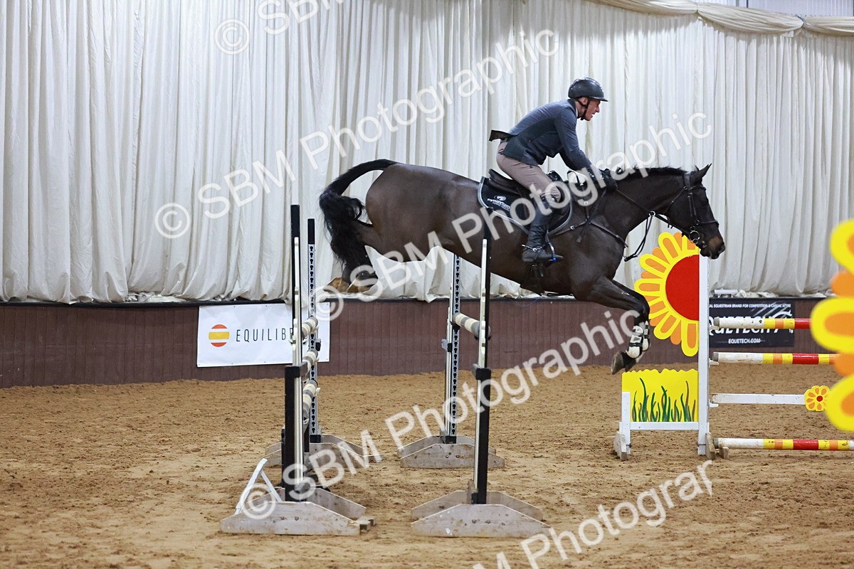 SBM_002577 - Class 5 - Senior Foxhunter 1.20m