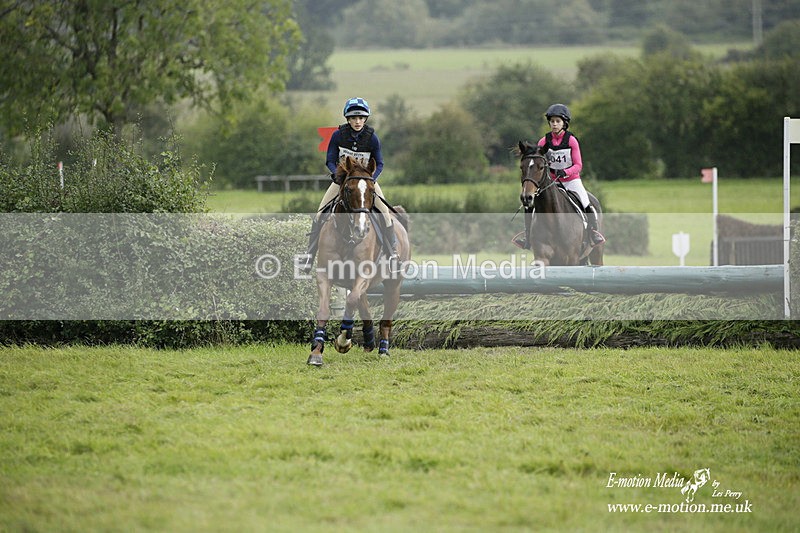  WWHT 031021 3564 - Intermediate Pairs (0.90m) 03/10/21